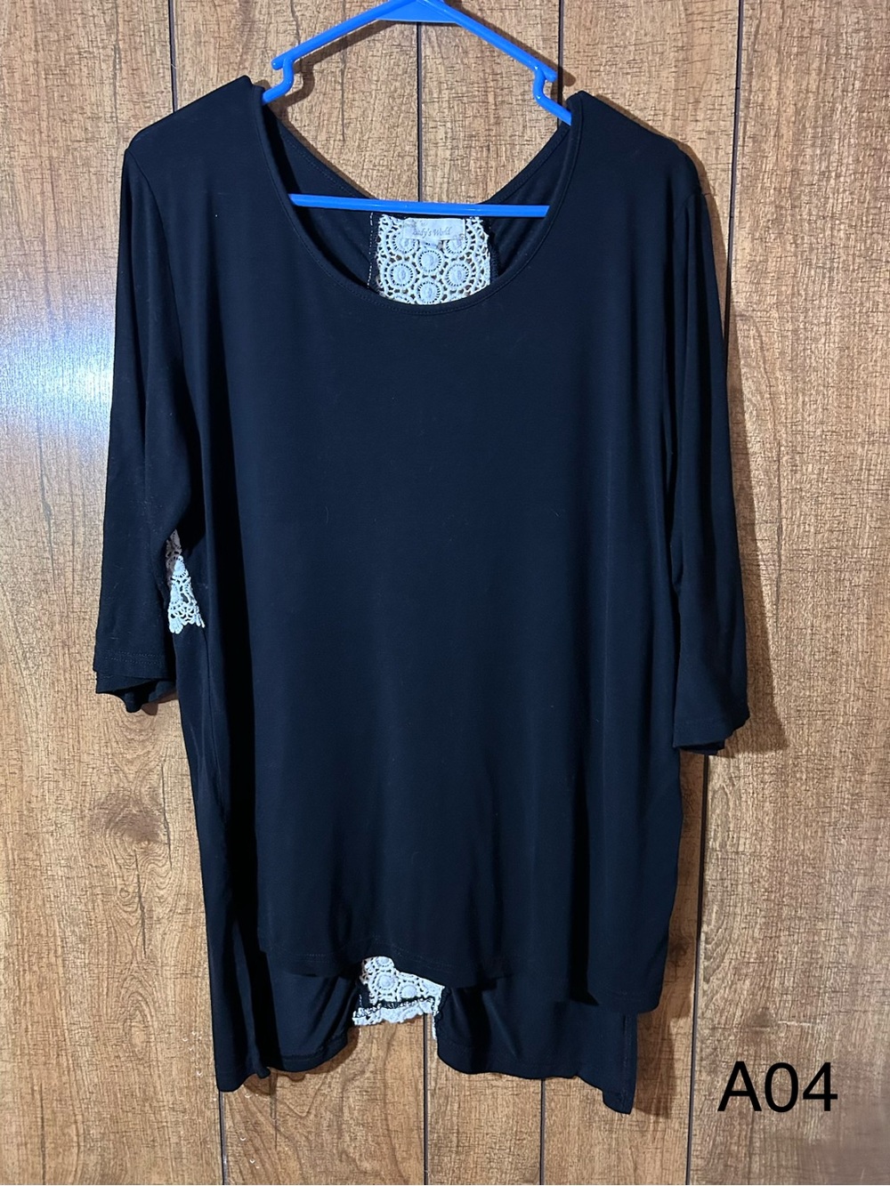 Lady’s World Black White Crochet Cross Tunic Top Women’s XL Boho Gothic